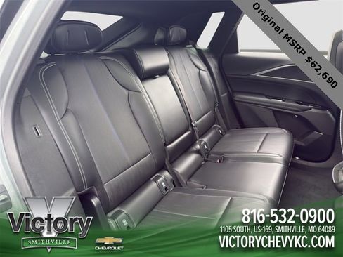 Used 2024 Cadillac Lyriq Luxury image 18