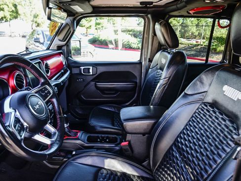 Used 2019 Jeep Wrangler Unlimited Rubicon image 17