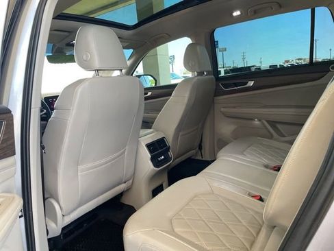 Used 2024 Volkswagen Atlas SEL Premium R-Line AWD/4WD image 20