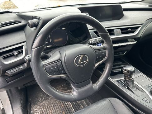 Used 2019 Lexus UX 250h F Sport image 5