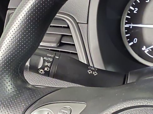 Used 2019 Nissan Sentra S FWD image 30