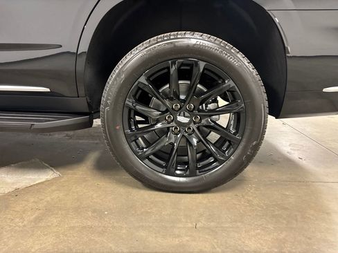 New 2025 Cadillac Escalade Luxury image 15