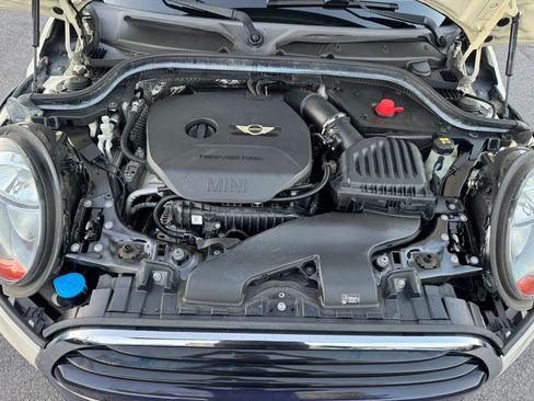 Used 2017 MINI Cooper 2-Door Hardtop image 29