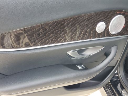 Used 2020 Mercedes-Benz E 350 4MATIC Sedan w/ Driver Assistance Package image 14