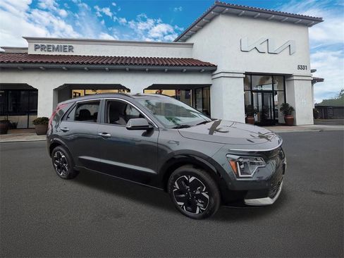 Used 2024 Kia Niro Wave image 9