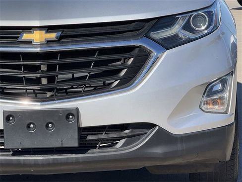 Used 2020 Chevrolet Equinox LT image 9