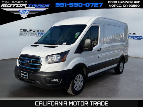 Used 2023 Ford E-Transit Medium Roof image 1