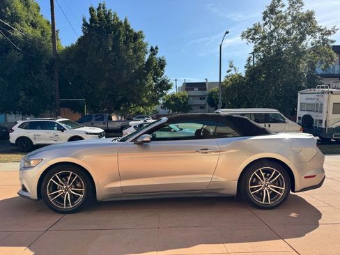 Used 2016 Ford Mustang Premium RWD image 6