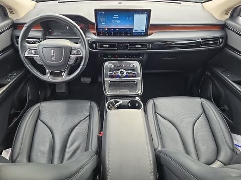 Used 2023 Lincoln Nautilus Reserve AWD/4WD image 27