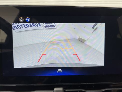 Used 2025 Chevrolet Equinox LT AWD/4WD image 17
