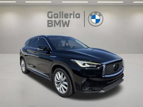 Used 2019 INFINITI QX50 Essential w/ Premium Heat Package FWD image 4