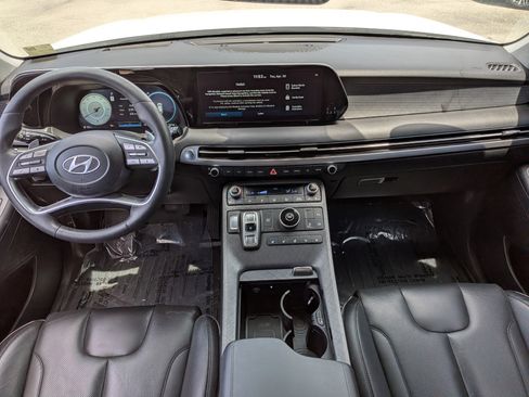 Used 2023 Hyundai Palisade Limited w/ Cargo Package FWD image 19