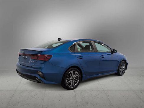 Used 2023 Kia Forte GT-Line w/ GT-Line Premium Package image 8