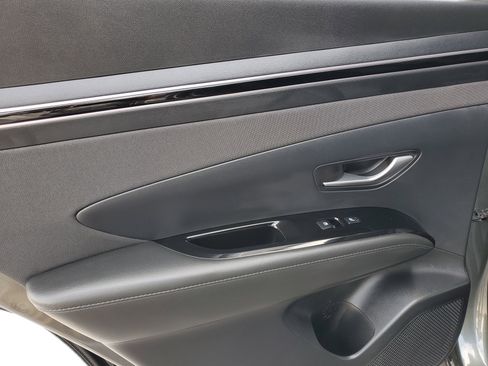 Used 2022 Hyundai Tucson Limited w/ Cargo Package image 14