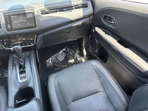 Certified 2019 Honda HR-V EX-L image 14