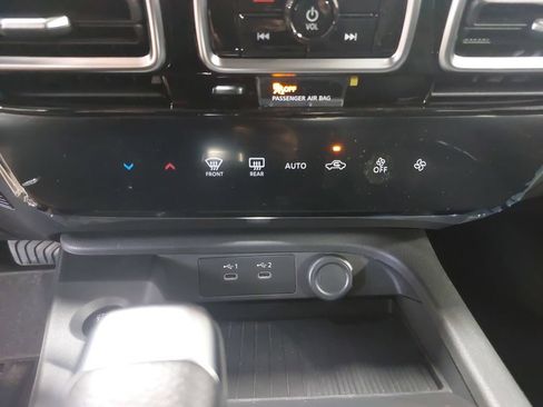 New 2026 Nissan Sentra SV w/ Floor Mat Package FWD image 19