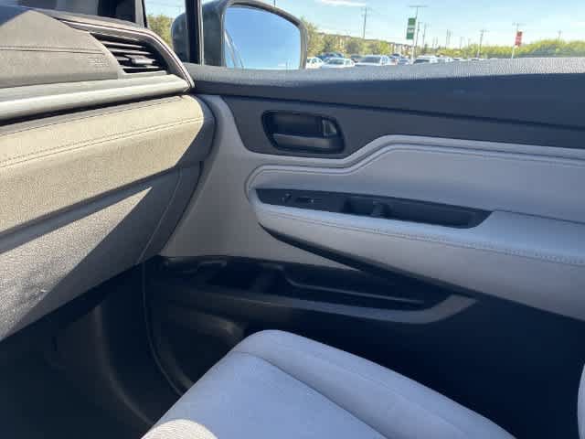 Used 2018 Honda Odyssey EX image 31