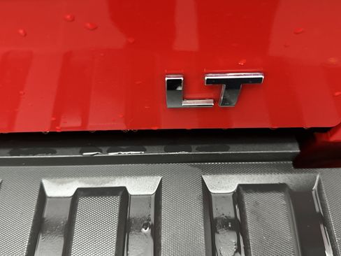 Used 2018 Chevrolet Silverado 1500 LT image 14