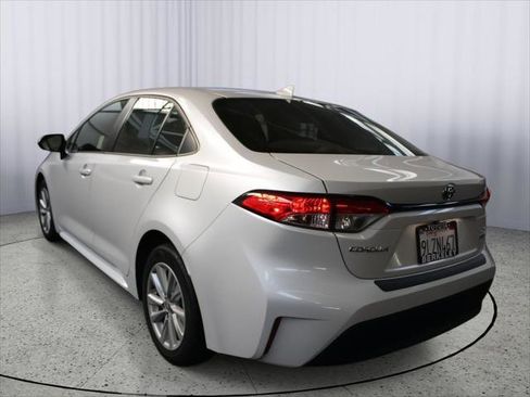 Certified 2024 Toyota Corolla LE w/ LE Convenience Package image 5