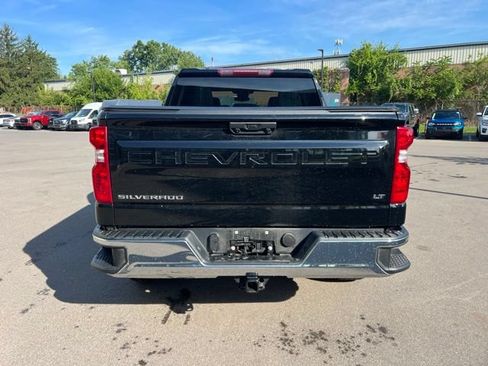 Used 2024 Chevrolet Silverado 1500 LT AWD/4WD image 6