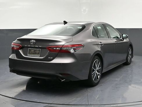 Used 2024 Toyota Camry XLE image 4