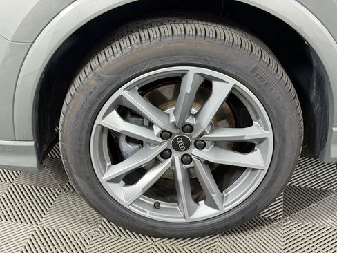 Certified 2022 Audi Q3 2.0T Premium Plus w/ Premium Plus Package AWD/4WD image 13