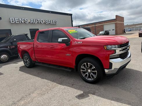 Used 2019 Chevrolet Silverado 1500 LT w/ Texas Edition AWD/4WD image 4