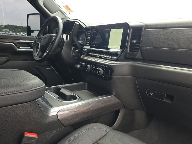 Used 2024 Chevrolet Silverado 2500 LTZ w/ LTZ Plus Package AWD/4WD image 22