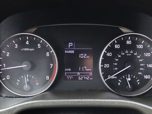 Used 2017 Hyundai Elantra SE FWD image 42