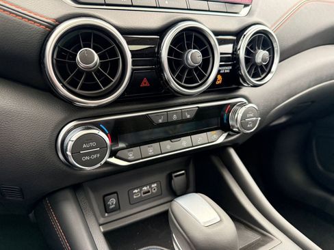 New 2025 Nissan Sentra SR image 27