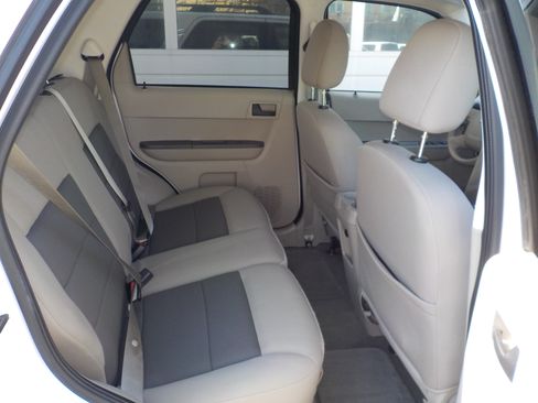 Used 2008 Ford Escape 4WD Hybrid image 24