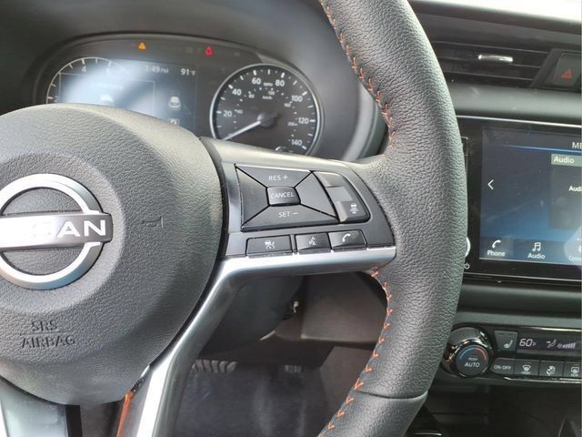 Used 2023 Nissan Kicks SR w/ SR Premium Package FWD image 24