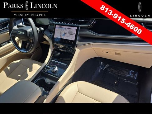 Used 2024 Jeep Grand Cherokee Limited 4xe AWD/4WD image 10