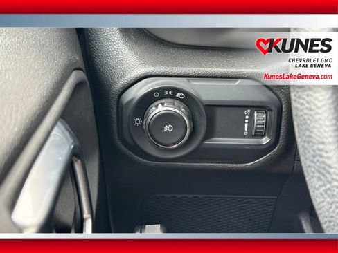 Used 2023 Jeep Wrangler Unlimited Sport AWD/4WD image 26