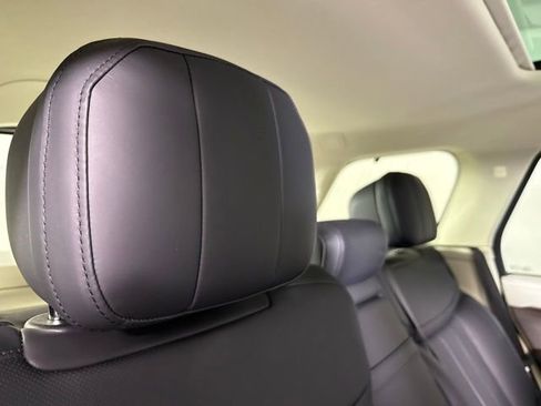 Used 2023 Land Rover Range Rover SE image 28