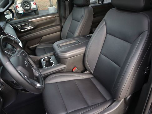 Used 2023 Chevrolet Tahoe Z71 image 28