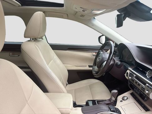 Used 2018 Lexus ES 350 w/ Navigation System Package FWD image 22