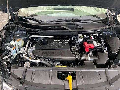 Used 2024 Nissan Rogue SL w/ SL Premium Package AWD/4WD image 32