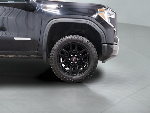 Used 2021 GMC Sierra 1500 Elevation w/ LPO, Elevation Black Package AWD/4WD image 7