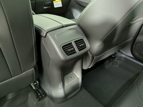 New 2026 Buick Envision Preferred AWD/4WD image 35