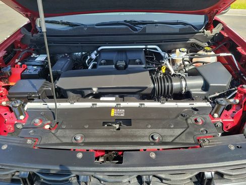 Used 2025 GMC Canyon Elevation w/ Convenience Package image 23