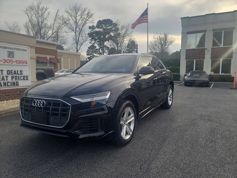 Used 2019 Audi Q8 Premium AWD/4WD image 3