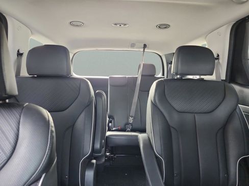 Used 2025 Hyundai Palisade XRT FWD image 14