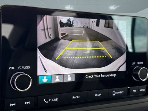 Certified 2023 Honda Accord LX image 23