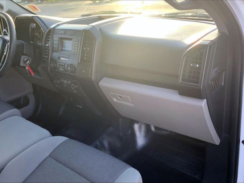Used 2017 Ford F150 XL w/ Equipment Group 101A Mid RWD image 19