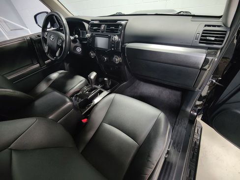 Used 2015 Toyota 4Runner TRD Pro image 10