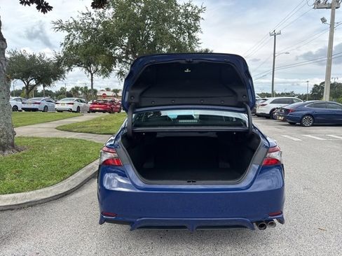 Used 2023 Toyota Camry SE image 18