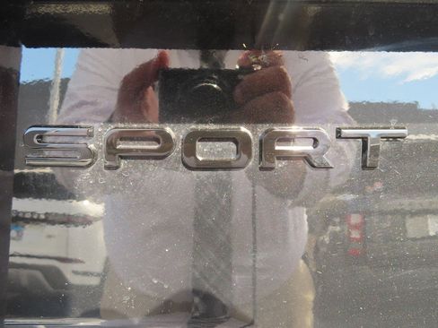 Used 2023 Land Rover Discovery Sport S image 38