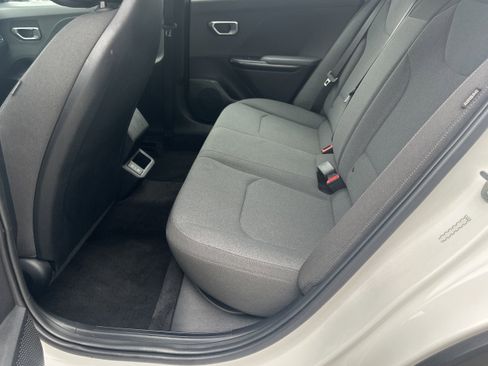 Used 2025 Kia K4 FWD image 20