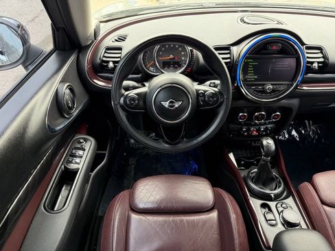 Used 2016 MINI Cooper Clubman FWD image 24